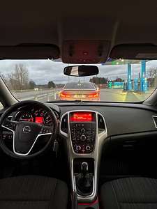 Opel (8 foto / 9)
