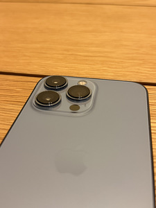 iPhone 13 pro - небесно голубой (3 фото из 6)