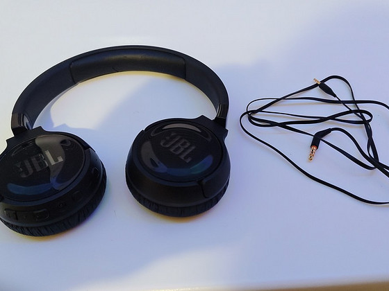JBL Tune 600BTNC