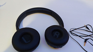 JBL Tune 600BTNC (2 foto / 2)