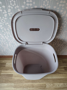 Корзина для белья (3 фото из 3)