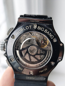 Запчасти для копии Hublot 1:1 (1 фото из 7)