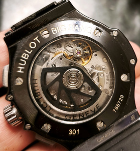 Запчасти для копии Hublot 1:1 (7 фото из 7)