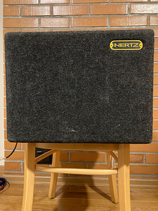 MAC Audio E13 Усилитель + сабвуфер HERTZ HBX 30 (1 фото из 5)