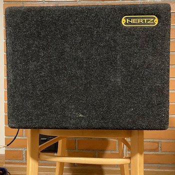 MAC Audio E13 Võimendi + subwoofer HERTZ HBX 30