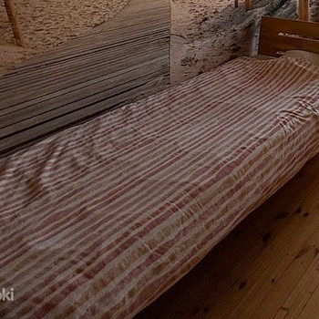 Деревянная кровать + матрас 90x200 см