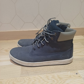 Осенне-весенние ботинки Timberland размер 39