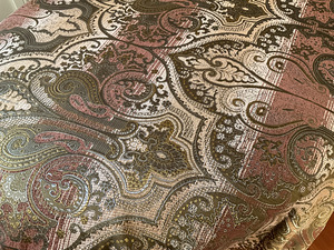 Chenille laudlina narmastega ümmargusele lauale 160 (4 foto / 4)