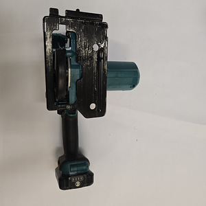 Akuketassaag Makita HS301D + 2,0Ah (6 foto / 6)
