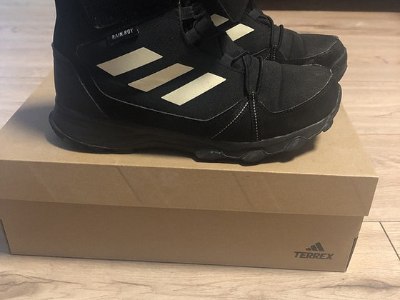 Зимние сапоги Adidas