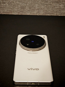 Vivo x100 ultra 12/256 (2 foto / 7)