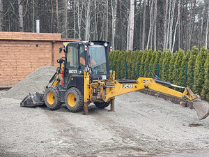 Vajatakse JCB 1CX traktori operaatorit. (6 foto / 6)
