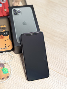 iPhone 11 Pro 64 ГБ (2 фото из 3)