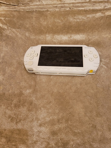 SONY PLAYSTATION PSP (5 foto / 6)