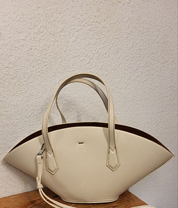 Сумка Zara (6 фото из 6)