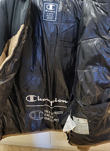 Champion тёплая зимняя куртка размер S:XL (3 фото из 6)