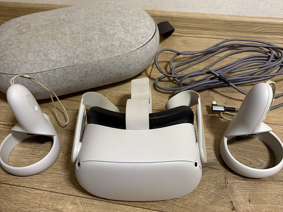 Oculus Meta Quest 2
