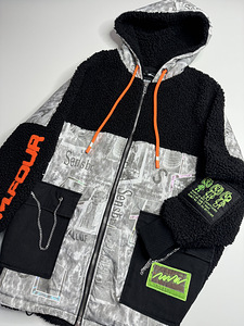 Оригинальная куртка, оверсайз, подходит для размера S/M. Тёп (1 фото из 9)