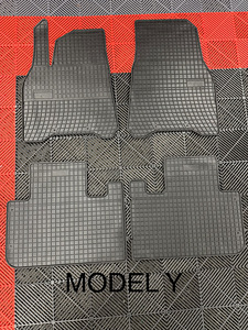 Резиновые коврики для Tesla Model 3 и Model Y (1 фото из 2)
