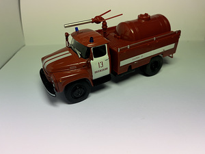 1/43 (3 фото из 3)