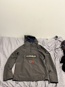 Spring jacket (1 foto / 8)