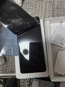 Samsung Galaxy A71 (4 фото из 6)