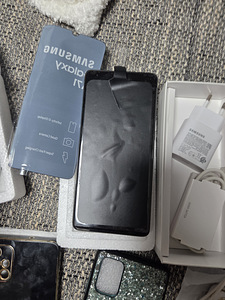 Samsung Galaxy A71 (5 фото из 6)