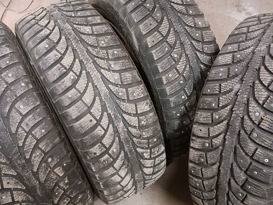 Talverehvid 215/61/R16 velgedel