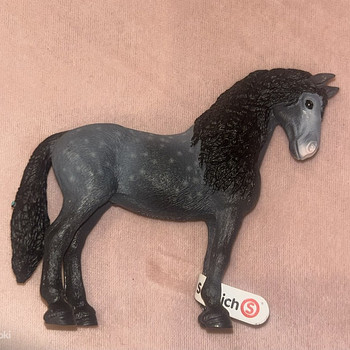 Модель лошади Schleich