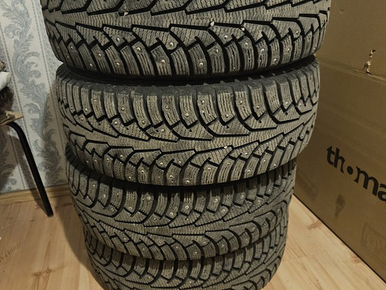 Talverehvid Nokian 215/55 R17 98T XL