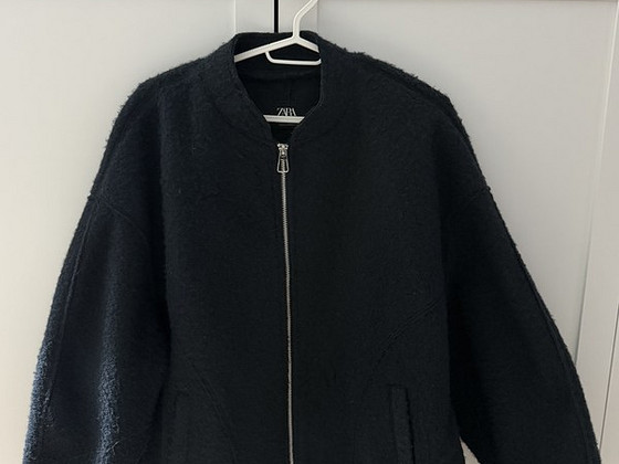 Бомбер ZARA