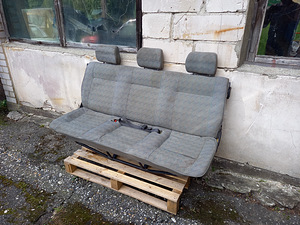 Заднее сиденье Volkswagen T4 (1 фото из 3)