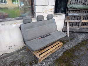 Заднее сиденье Volkswagen T4 (2 фото из 3)