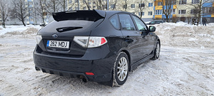 Subaru Impreza WRX Turbo 4x4 (6 фото из 14)