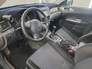 Subaru Impreza WRX Turbo 4x4 (10 фото из 14)