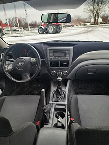 Subaru Impreza WRX Turbo 4x4 (12 фото из 14)