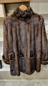 Nerknahk poolmantel (1 foto / 2)