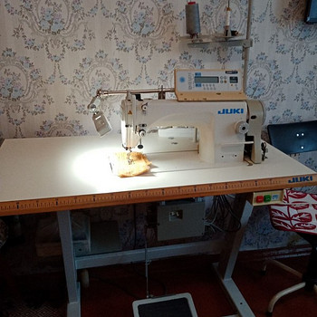 Промышленная швейная машина Juki DDL-8700-7 — это одноигольн