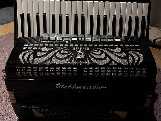 Akordion Weltmeister Caprice (120 bassi)