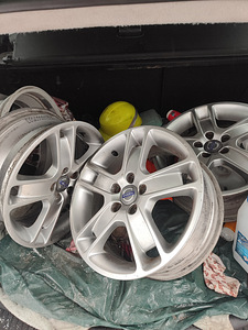 Müüa Volvo veljed (1 foto / 1)