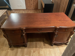 Solid Classic Office Desk for Home Study (3 foto / 4)