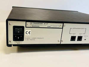 Mark Levinson No 37 (6 фото из 10)