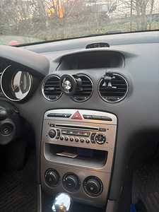 Peugeot (6 foto / 9)