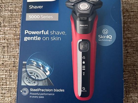 Pardel Philips S5583