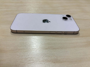 Müüa iPhone 13, 128GB, roosa värv. (2 foto / 4)