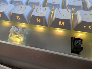 Skyloong GK68 Mix V2 HE TMR White 2026 Gaming Keyboard (4 foto / 8)