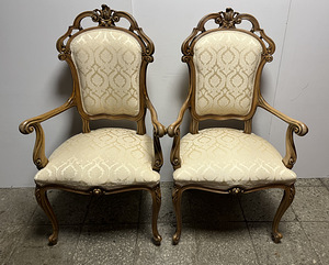 Tugitool rokokoo stiilis 2TK (3 foto / 10)