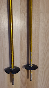 Laste mäesuusakepid 90cm (1 foto / 3)