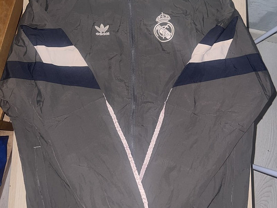 Adidas Real Madridi jope, suurus L