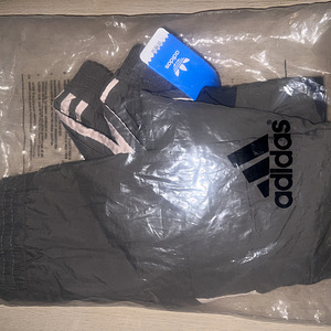 Adidas Real Madridi jope, suurus L (5 foto / 5)
